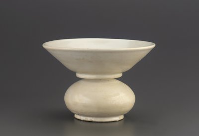 Slopburk, troligen Hebei-provinsen, 900-talet (keramik) av Tang Dynasty Chinese School