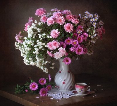 Höstblommor och te av Tatyana Skorokhod
