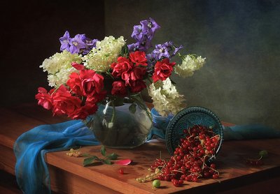 Eleganta rosor och bär av Tatyana Skorokhod