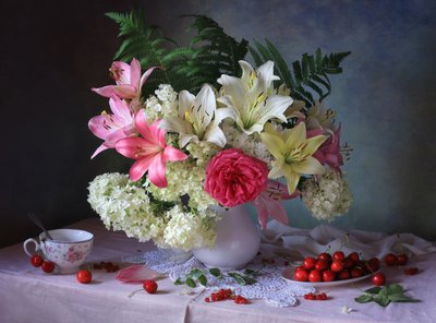 Sommarblommor – stilleben av Tatyana Skorokhod