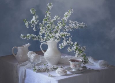 White Blooms – Te-stund av Tatyana Skorokhod