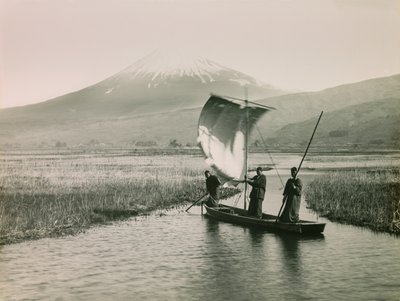 Fujiberget sett från Tokaido, cirka 1900 - 1915 (fotografi) av Teijiro Takagi