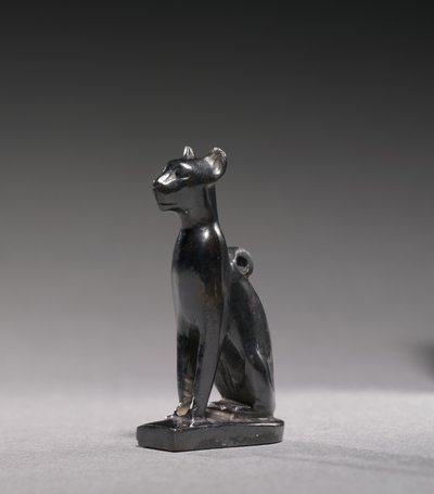 Amulett av Bastet, ca 1069-715 f.Kr. (hematit) av Third Intermediate Period Egyptian