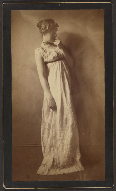 Kvinna i klassisk dräkt av Thomas Eakins