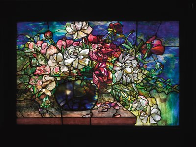 Ett "Pion"-fönster från Darius Goff House, Pawtucket, Rhode Island, ca 1893 av Tiffany Studios