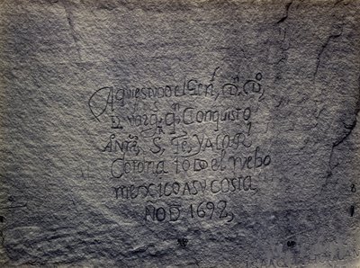 Historisk spansk uppteckning om erövringen, södra sidan av Inscription Rock, New Mexico av Timothy H. O