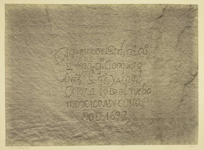 Historic Spanish Record of the Conquest, södra sidan av Inscription Rock, N.M. Geographical  Geological Explorations  Surveys West of the 100th Meridian. Expeditionen 1873. -Löjtnant Geo. M. Wheeler, ingenjörskåren, befälhavare. av Timothy O