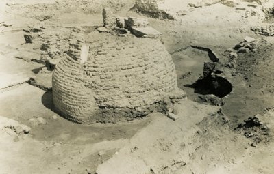 Kupolbyggnad, al-Fustat, Egypten, fotografi av Ugo Monneret de Villard av Ugo Monneret de Villard