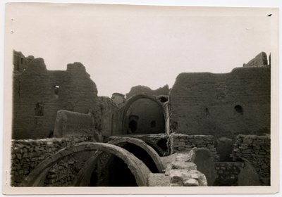 Stort torn (qasr) i klostret St Simeon, Aswan, Egypten, fotografi av Ugo Monneret de Villard av Ugo Monneret de Villard