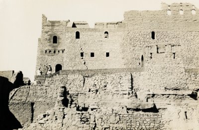 S:t Simeons kloster efter restaureringen, Aswan, Egypten, fotografi av Ugo Monneret de Villard av Ugo Monneret de Villard