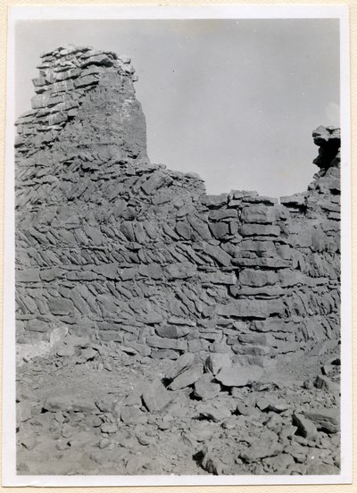 Ruinerna av den södra kyrkan, detalj av murverk, Sabagura, Egypten, fotografi av Ugo Monneret de Villard av Ugo Monneret de Villard