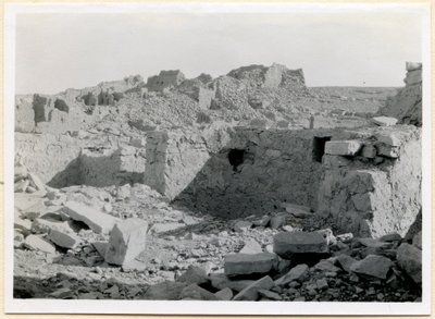 Ruinerna av den södra kyrkan, vy över absiden, Sabagura, Egypten, fotografi av Ugo Monneret de Villard av Ugo Monneret de Villard