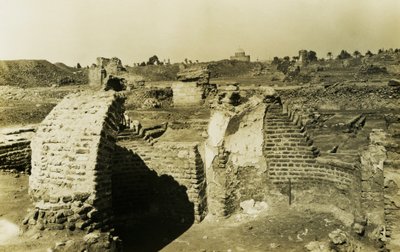 Trilobed-byggnad, al-Fustat, Egypten, fotografi av Ugo Monneret de Villard av Ugo Monneret de Villard