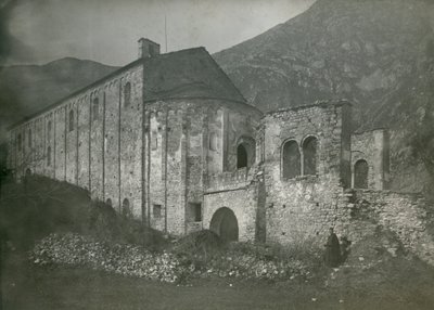 Vy över klostret San Pietro al Monte, Civate, Lombardiet, Italien, fotografi av Ugo Monneret de Villard, cirka 1910 av Ugo Monneret de Villard