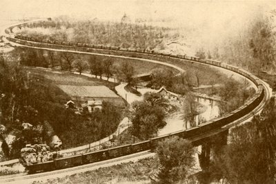 Ett gigantiskt godståg med femtiofyra skåpbilar dragna av en motor, Chicago och North West Railway, 193 av Unbekannt