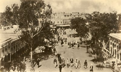 En del av Sadar Bazar, Rawalpindi - Tagen från Massy Gate, c1918-c1939. av Unbekannt