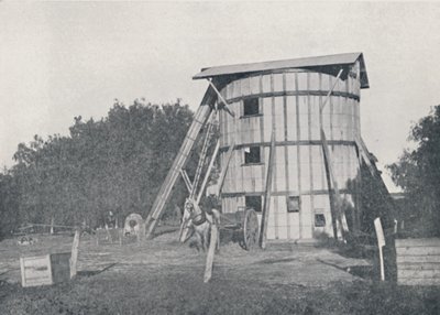 En silo, nära Mildura, Victoria, 1923. av Unbekannt