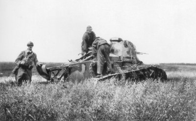 En trasig fransk lätt tank, Villers-Cotterets, Aisne, Frankrike, 1918 av Unbekannt