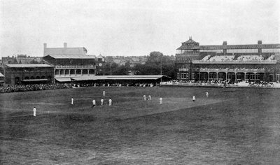 En cricketmatch pågår på Lords cricketplan, London, 1912 av Unbekannt