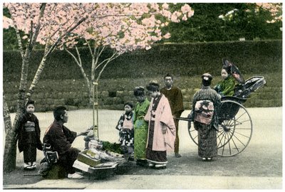 En gatuhandlare, Japan, 1904 av Unbekannt