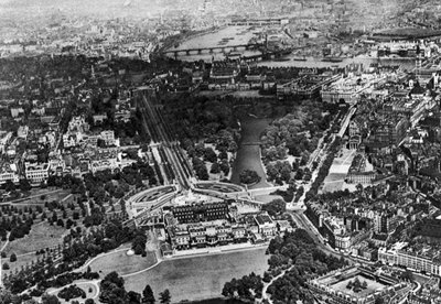 Flygfoto över Buckingham Palace, London, 1926-1927 av Unbekannt