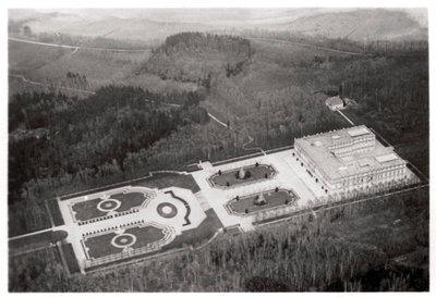 Flygfoto över Herrenchiemsee-palatset, Bayern, Tyskland, från en Zeppelin, c1931 1933 av Unbekannt