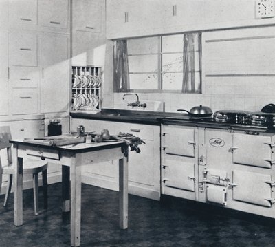 Aga Heat Ltd. Modell F Aga spis för ett stort hus färdig i svart och krämglas ename av Unbekannt