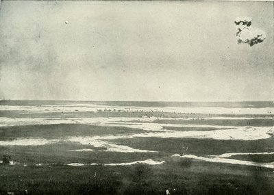 En infanteriattack på Somme, 1919. av Unbekannt