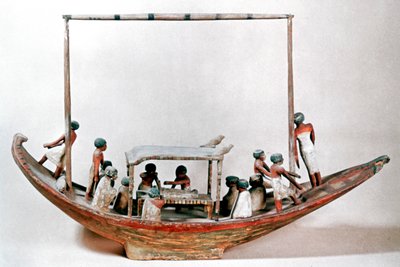 Forntida egyptisk modell av en båt som bär en mumie till sin grav av Unbekannt
