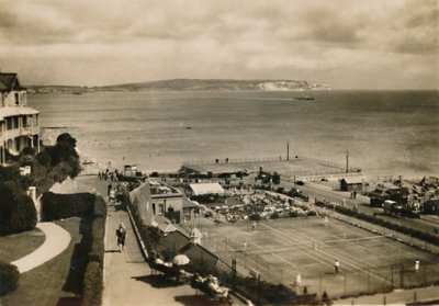 Bandläktare och tennisbanor, Shanklin, I.O.W., c1920. av Unbekannt