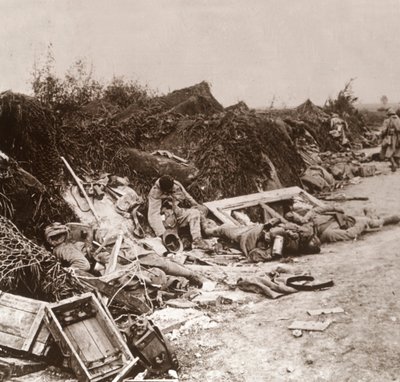 Kropp efter intagandet av Courcelles, norra Frankrike, juni 1918 av Unbekannt