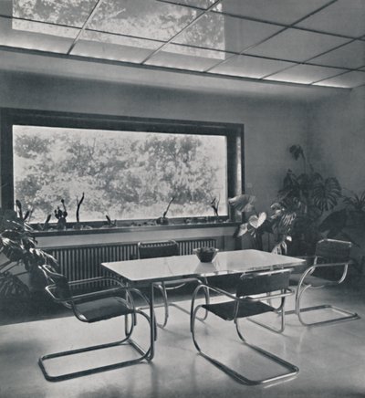 Frukostrum i ett hus i Bukarest av Rudolf Frankel, 1942 av Unbekannt