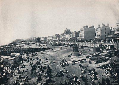 Brighton - A Long Stretch of the Beach, 1895 av Unbekannt