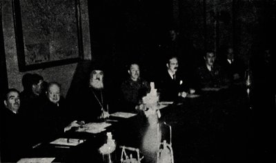 Brittiska och grekiska ministrar sammanträder i Aten, juldagen, 1944, 1945. av Unbekannt