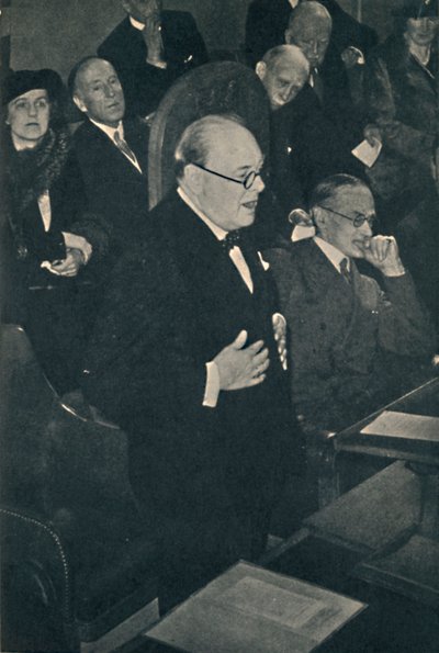 Broadcasting to the Empire and America, c1945. av Unbekannt