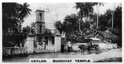Buddhisttemplet, Ceylon, c1925 av Unbekannt