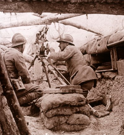 Kamouflerad maskingevär, c1914-c1918 av Unbekannt