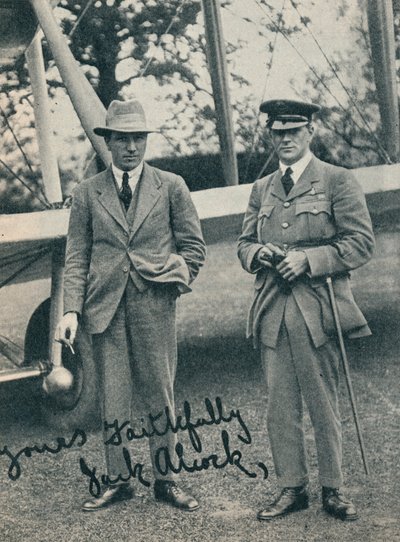 Kapten John Alcock och löjtnant Arthur Whitten Brown, brittiska flygare, c1919 c1937 av Unbekannt