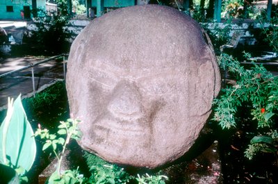 Snittet monolitiskt huvud från Monte Alto, Guatemala, förcolumbiansk, förklassisk period, 1500-100 f.Kr. av Unbekannt