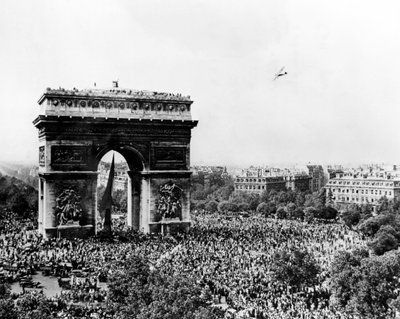 Firar befrielsen av Paris, 26 augusti 1944 av Unbekannt