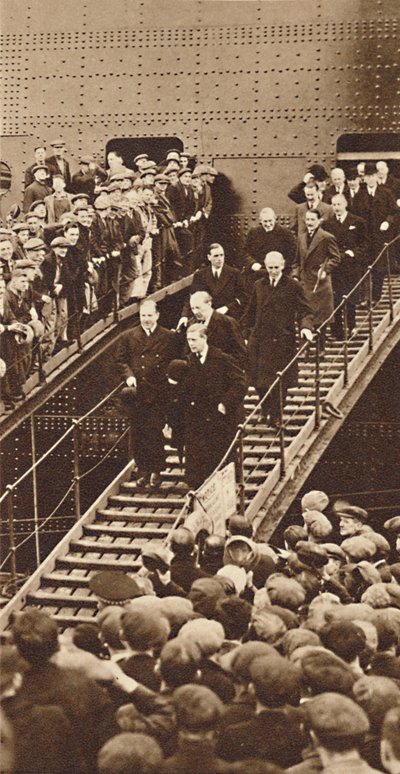 Clydeside Cheers, 1937 av Unbekannt