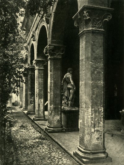 Gården till Palazzetto Venezia, Rom, Italien, 1908. av Unbekannt