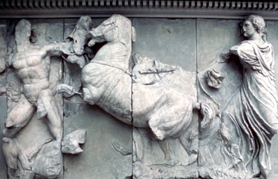 Detalj från Pergamonaltarets stora fris, 180-159 f.Kr av Unbekannt