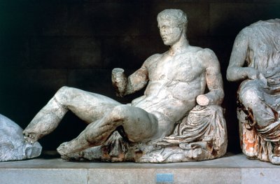 Dionysos, från Parthenons östra fronton, 447-432 f.Kr av Unbekannt