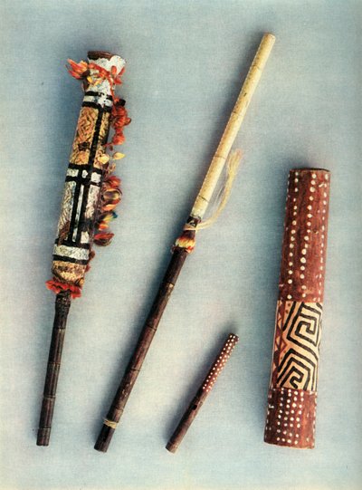 Trum- och blåsinstrument från stammen Baniva-indianer, Venezuela., 1948 av Unbekannt