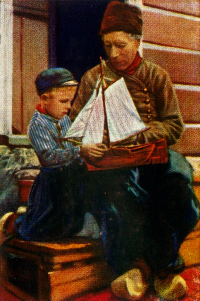 Holländsk far och son i traditionell klädsel, c1928. av Unbekannt