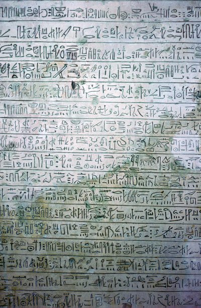 Egyptisk kalkstensstele med hieratisk skrift av Unbekannt