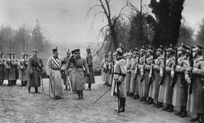 Kejsar Karl I av Österrike besökte Kaiser Wilhelm II vid arméns högkvarter, första världskriget, 1917 av Unbekannt