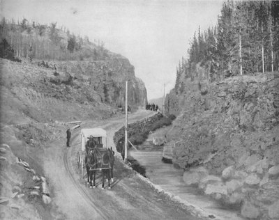 Ingången till Yellowstone Park, c1897. av Unbekannt