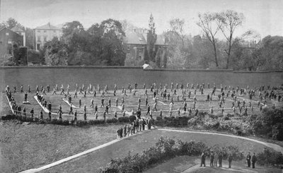 Träningsgården vid Holloway Prison, London, c1901 1901 av Unbekannt